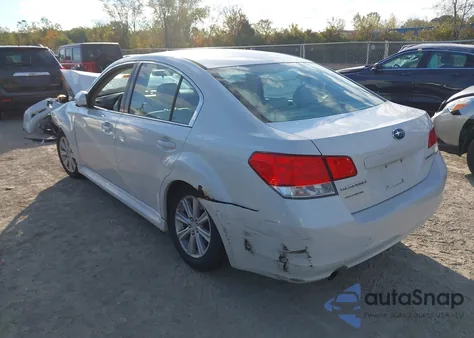 2011 Subaru Legacy 2.5I Premium z USA, uszkodzony, nr VIN 4S3BMCG69B3238911